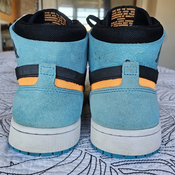 VGUC Nike Jordan 1 High Zoom Air CMFT Bleached Aqua Teal Orange Black 9 - Picture 13 of 16